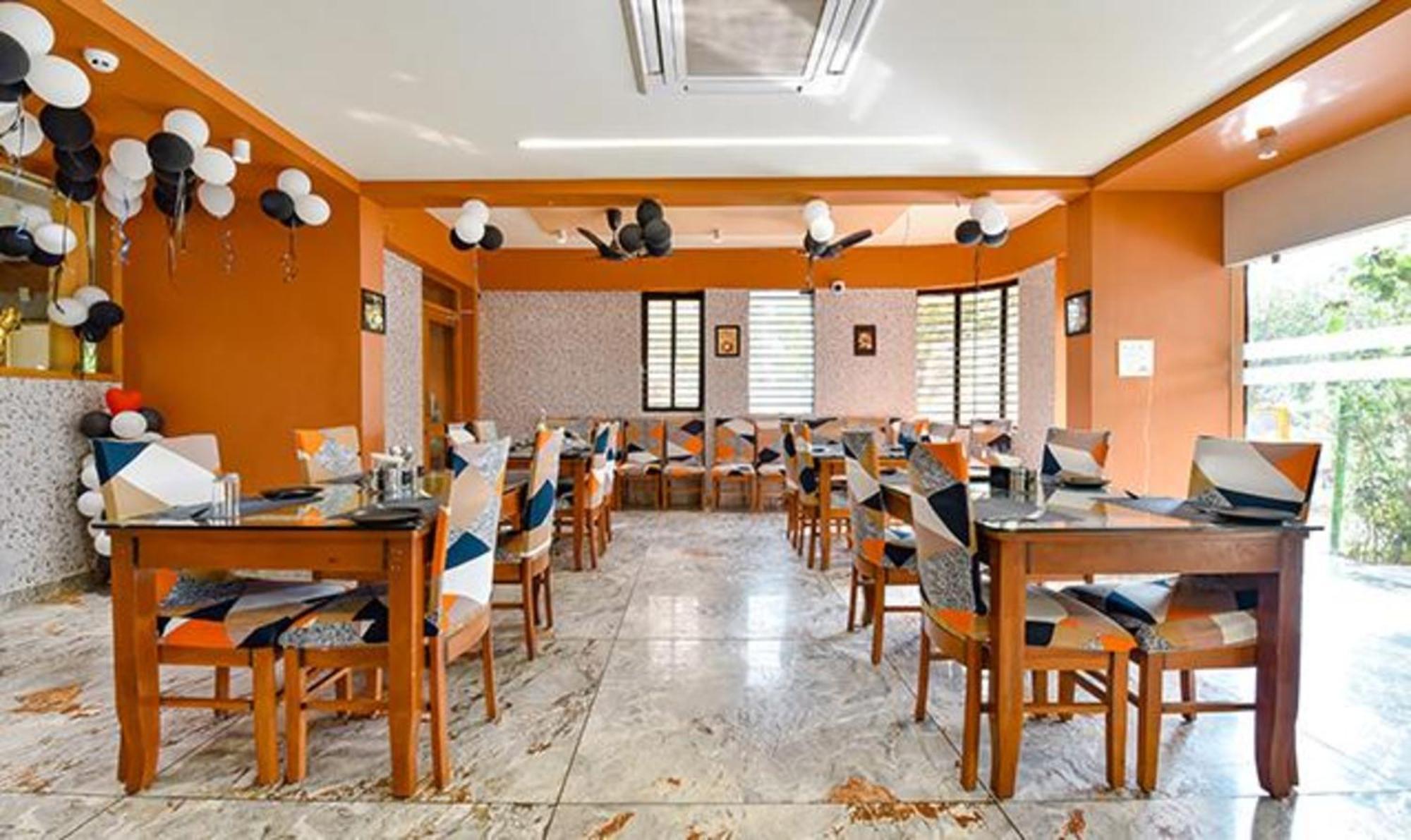 Fabhotel Siddharth Corporate - Vavol, Гандинагар Экстерьер фото