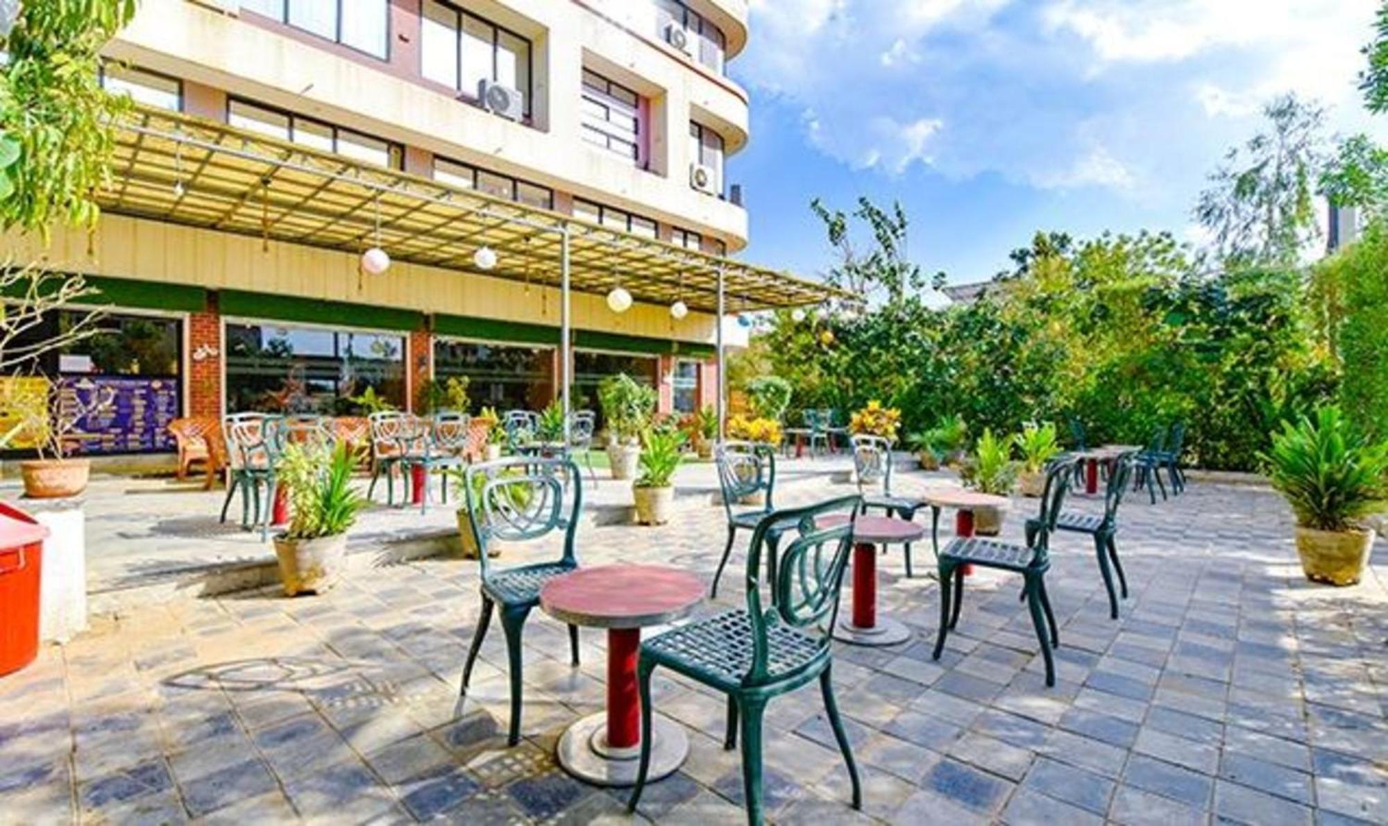Fabhotel Siddharth Corporate - Vavol, Гандинагар Экстерьер фото