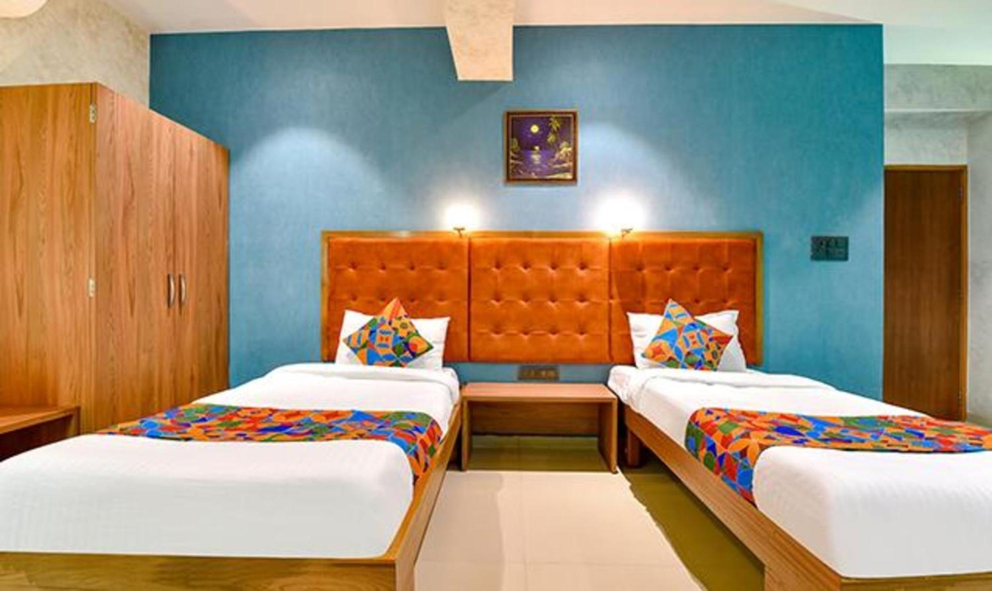 Fabhotel Siddharth Corporate - Vavol, Гандинагар Экстерьер фото